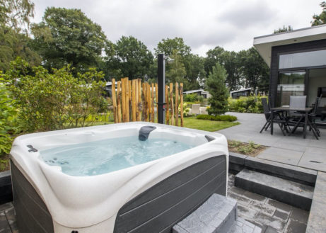 Kom genieten in deze Bos Lodge Eco met bubbelbad